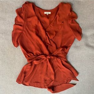 Max Studio brand sleeveless blouse, size medium.